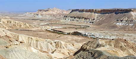 יומיים מלאים של טבע נופים והיסטוריה מרתקת בהר הנגב ומכתש רמון. הטיול כולל לינה- מכוניות פרטיות