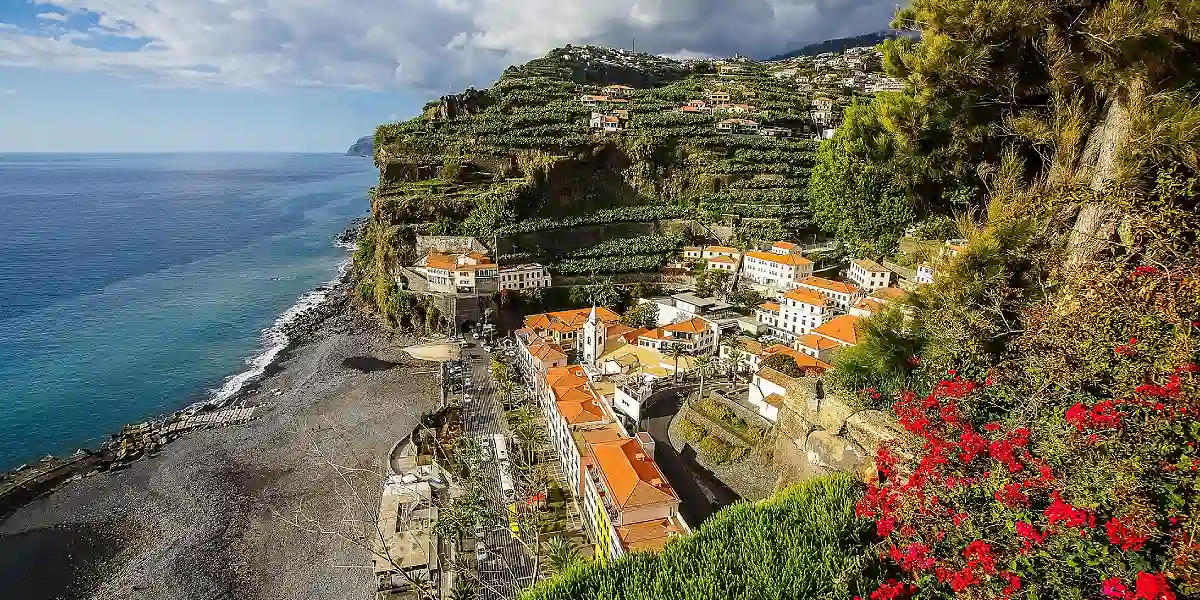 טיול מאורגן למדירה והאיים האזורים